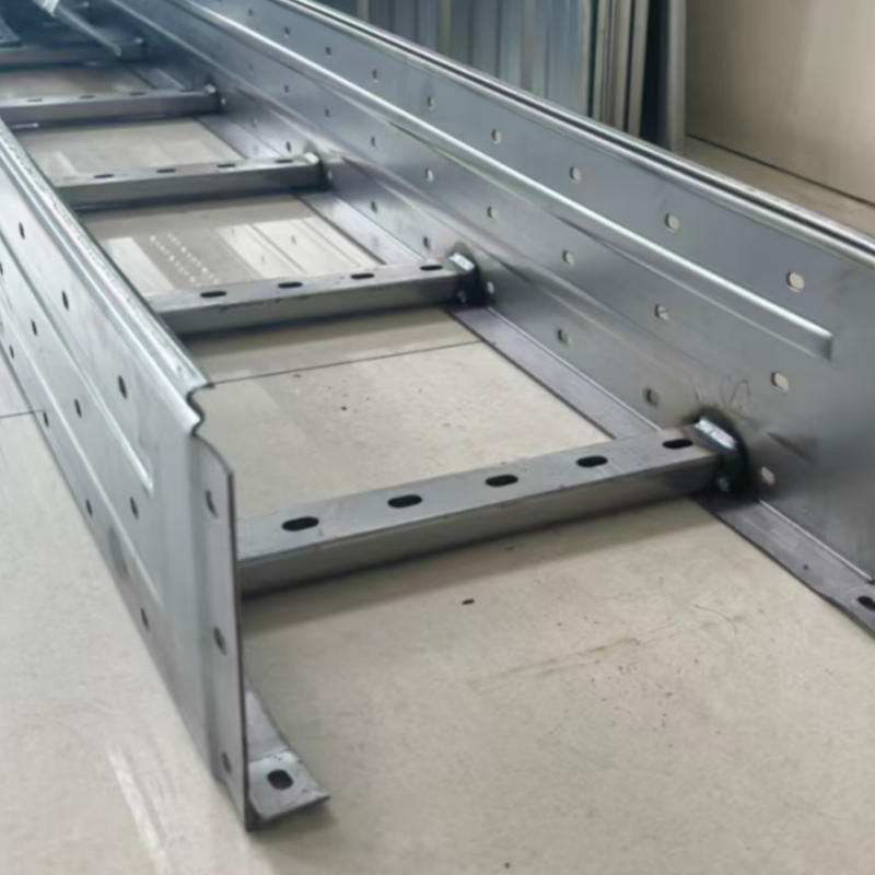 Máquina dobladora en frío de bandejas de cables tipo escalera soldadas