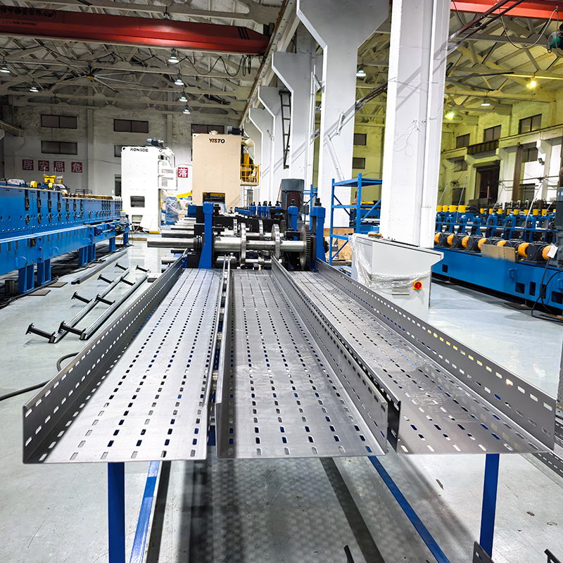 Máquina formadora de rollos de bandejas para cables de Oriente Medio