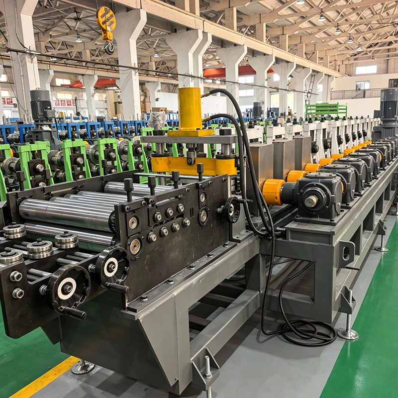 Máquina formadora de rollos de vigas de bastidor