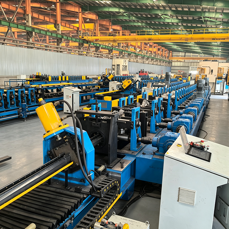 Máquina formadora de rollos verticales de bastidor
