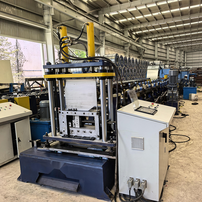 Máquina formadora de rollos de cambio rápido C/Z/U