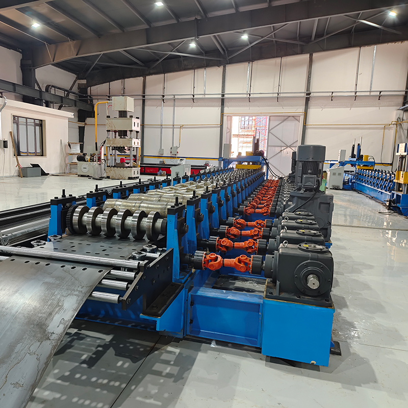 Máquina formadora de rollos de barandilla de 2 y 3 ondas