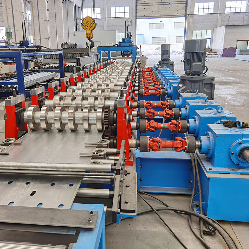 Máquina formadora de rollos de barandilla de 2 y 3 ondas